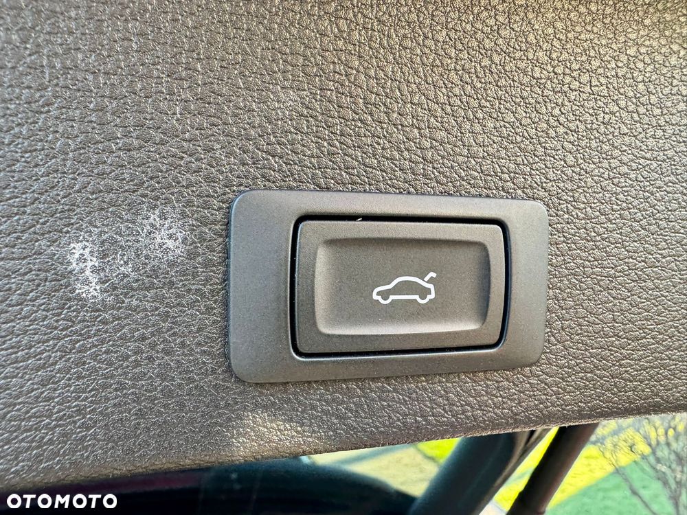 Audi Q2 30 TDI sport - 19