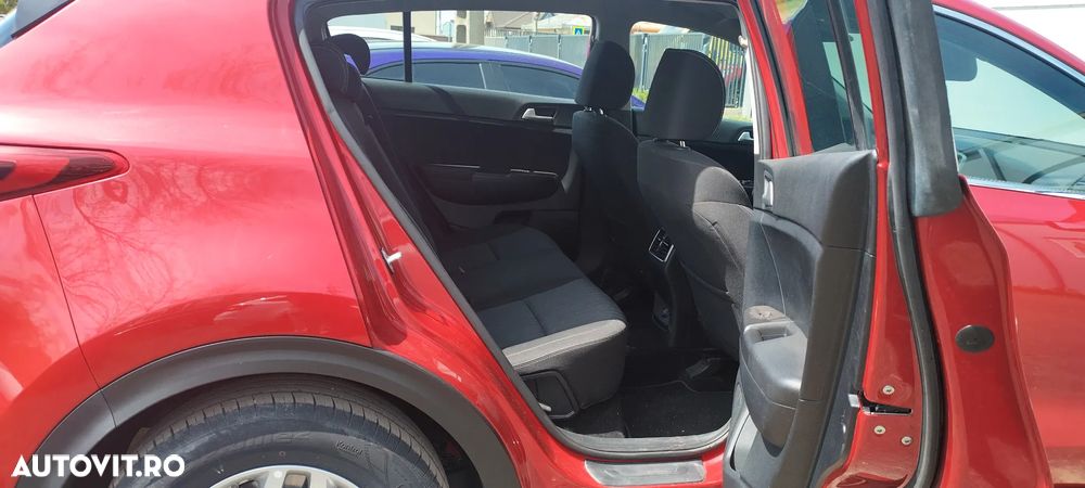 Kia Sportage 1.6 CRDI 2WD Eco-Dynamics+ (48V M-H) Spirit - 7