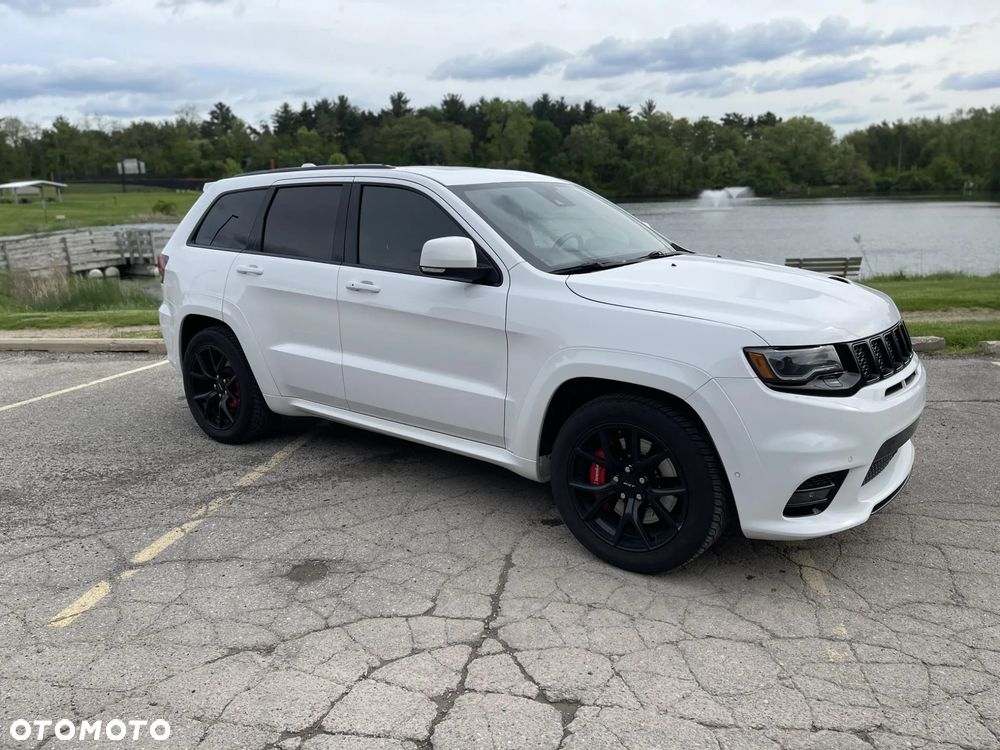 Jeep Grand Cherokee - 4