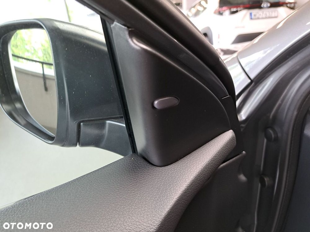 Nissan Qashqai 1.3 DIG-T N-Connecta DCT - 38