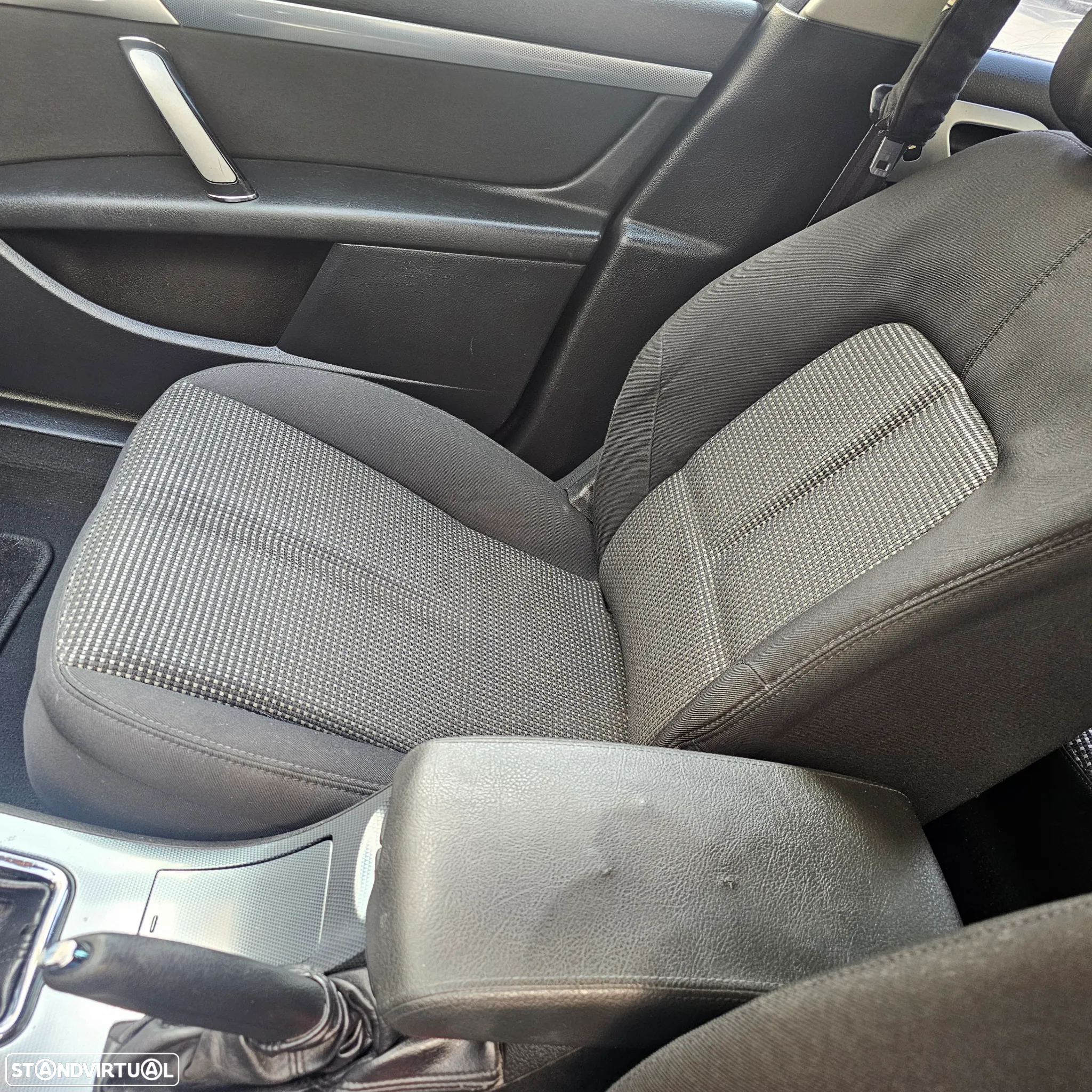 Peugeot 407 SW 1.6 HDi Executive - 12