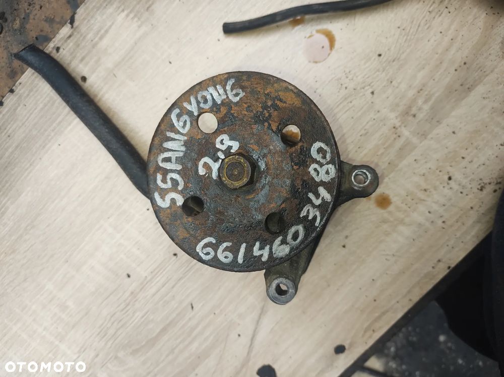 SSANGYONG KORANDO 2,9d   pompa wspomagania - 1