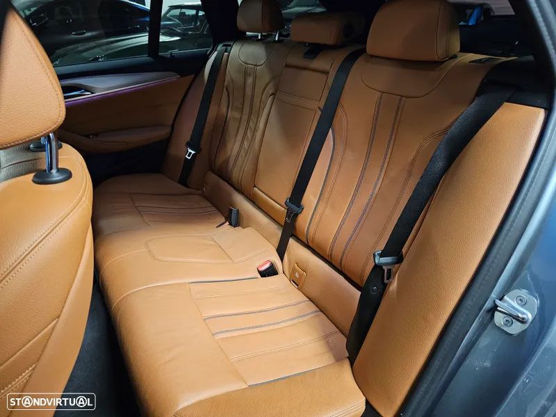 BMW 530 e Pack Desportivo M - 30