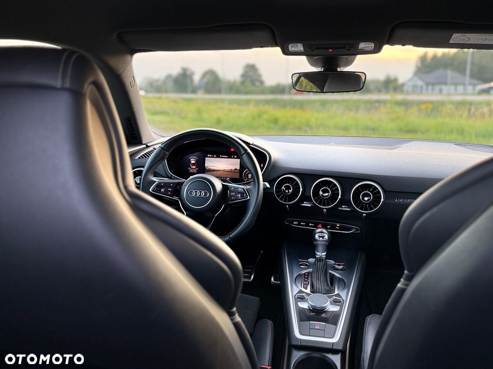 Audi TT Coupé - 20