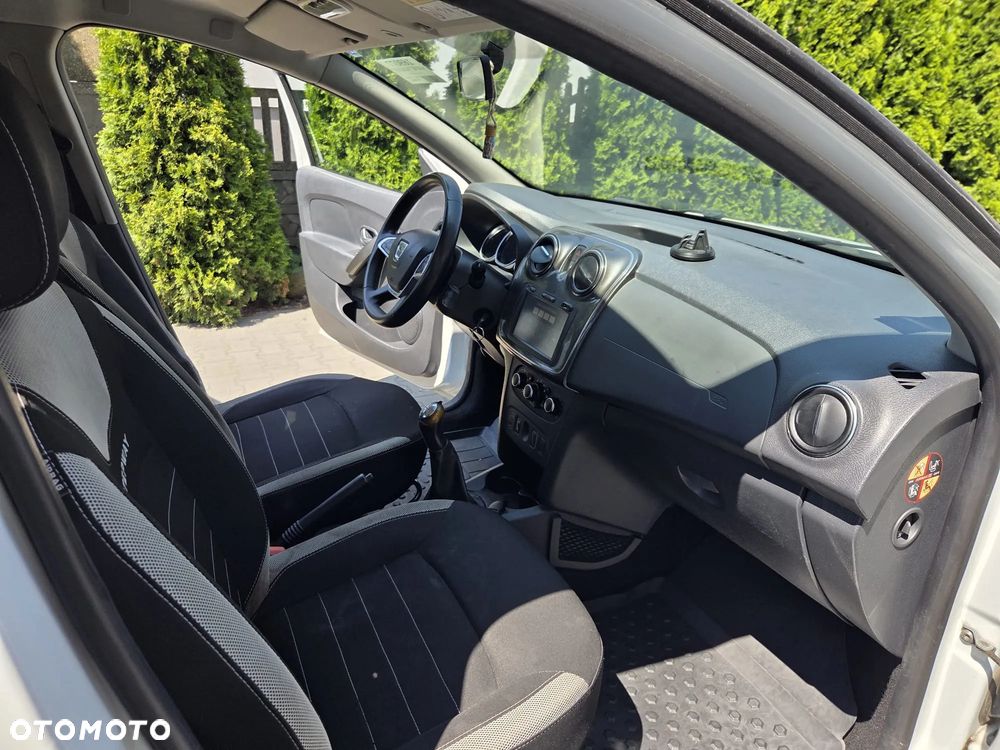 Dacia Sandero Stepway 1.5 dCi Laureate S&S - 6