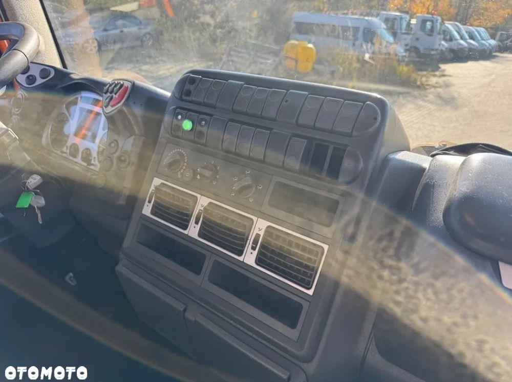 Iveco Eurocargo Wywrotka 3 str Hydroburta Specjalny Solarka Piaskarka Czołownica - 33