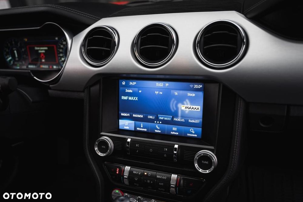 Ford Mustang - 24