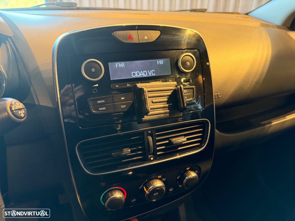 Renault Clio 1.5 dCi Limited EDition - 27