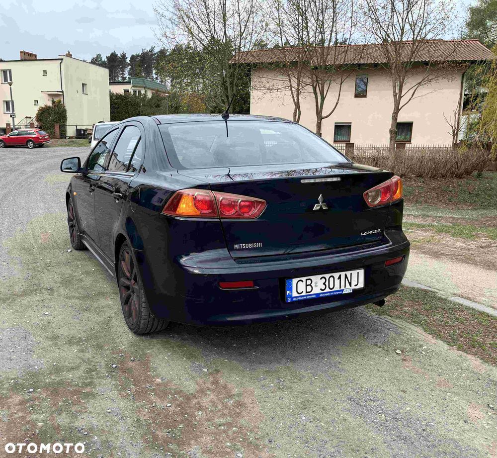 Mitsubishi Lancer - 4
