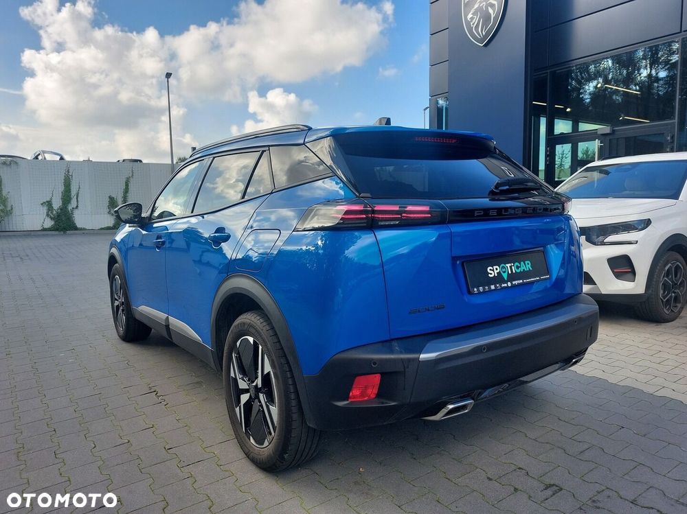 Peugeot 2008 1.2 PureTech Allure S&S EAT8 - 4