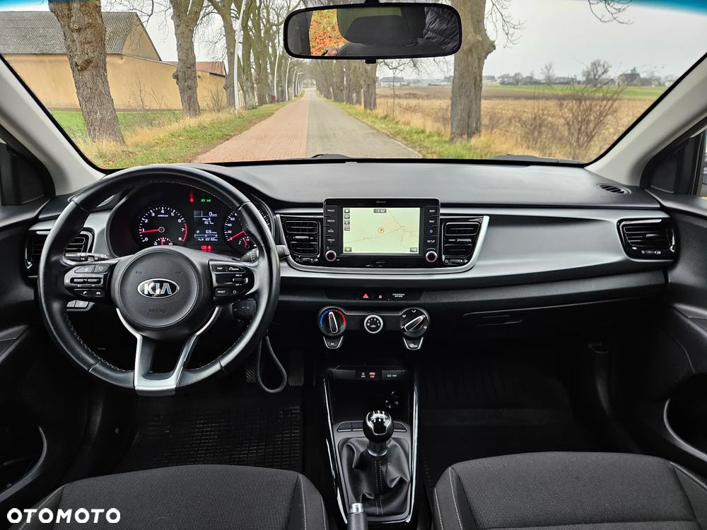 Kia Rio - 8
