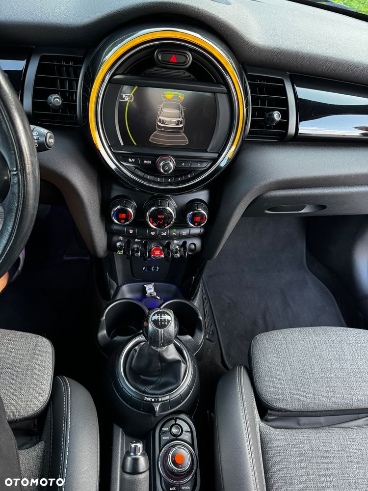 MINI Cooper Seven Chili - 9