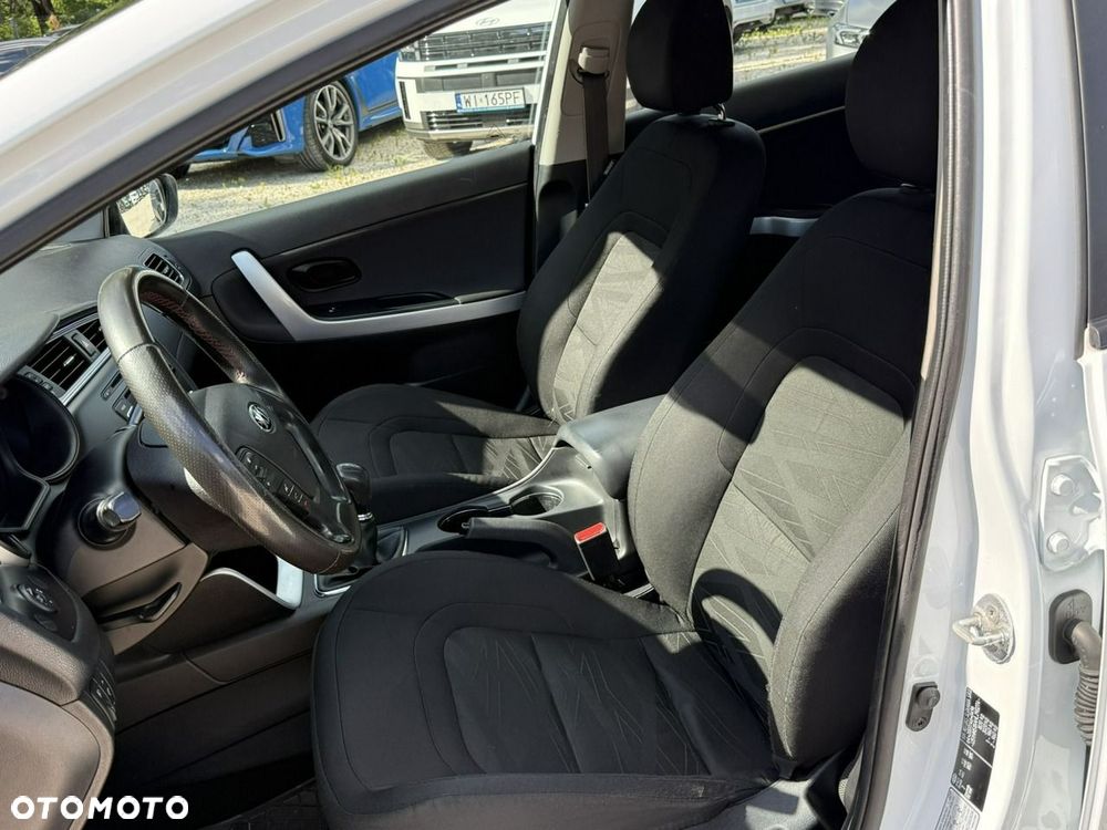 Kia Ceed 1.4 M - 11