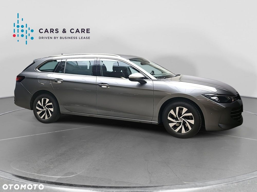 Volkswagen Passat - 7