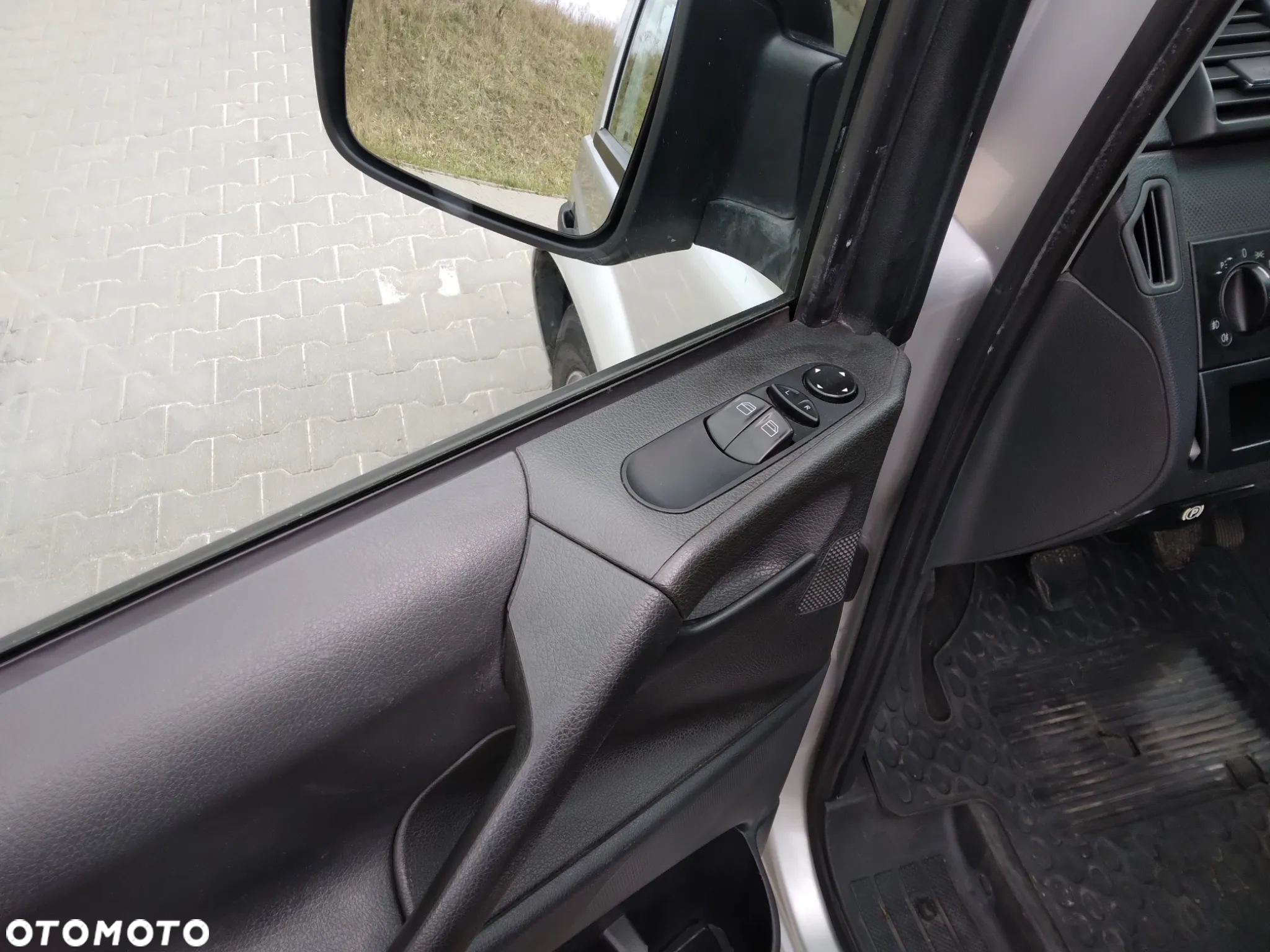 Mercedes-Benz Vito - 25