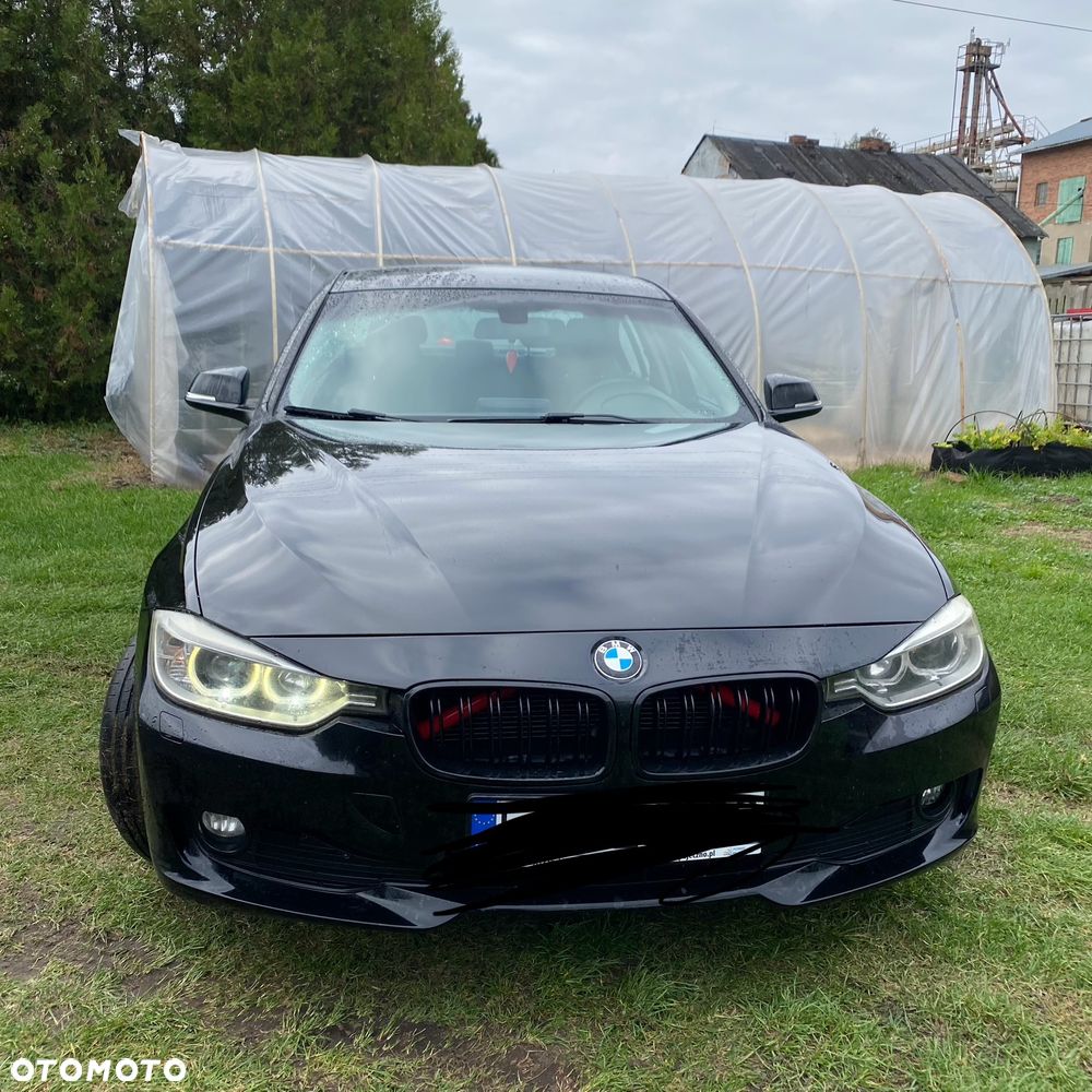 BMW Seria 3 ver-320d-efficient-dynamics-sport-line-shadow - 1