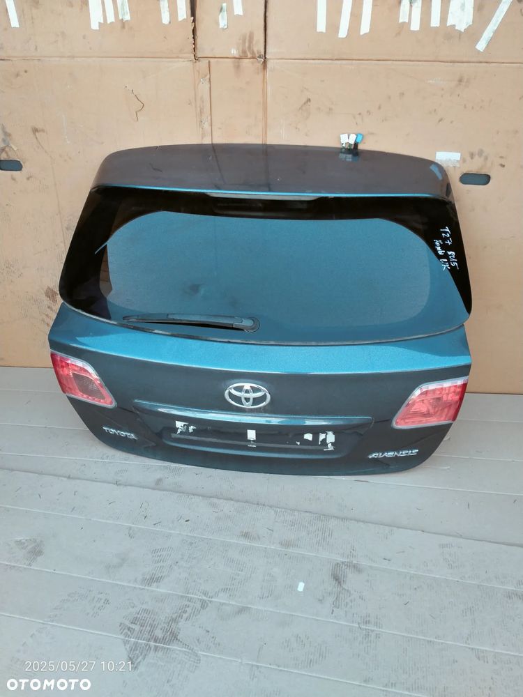 TOYOTA AVENSIS T27 klapa tylna kombi lak 8U5 - 1
