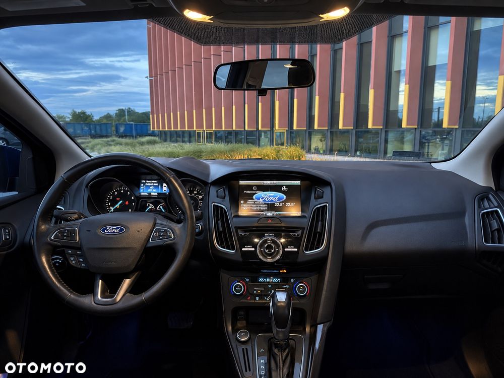 Ford Focus - 10