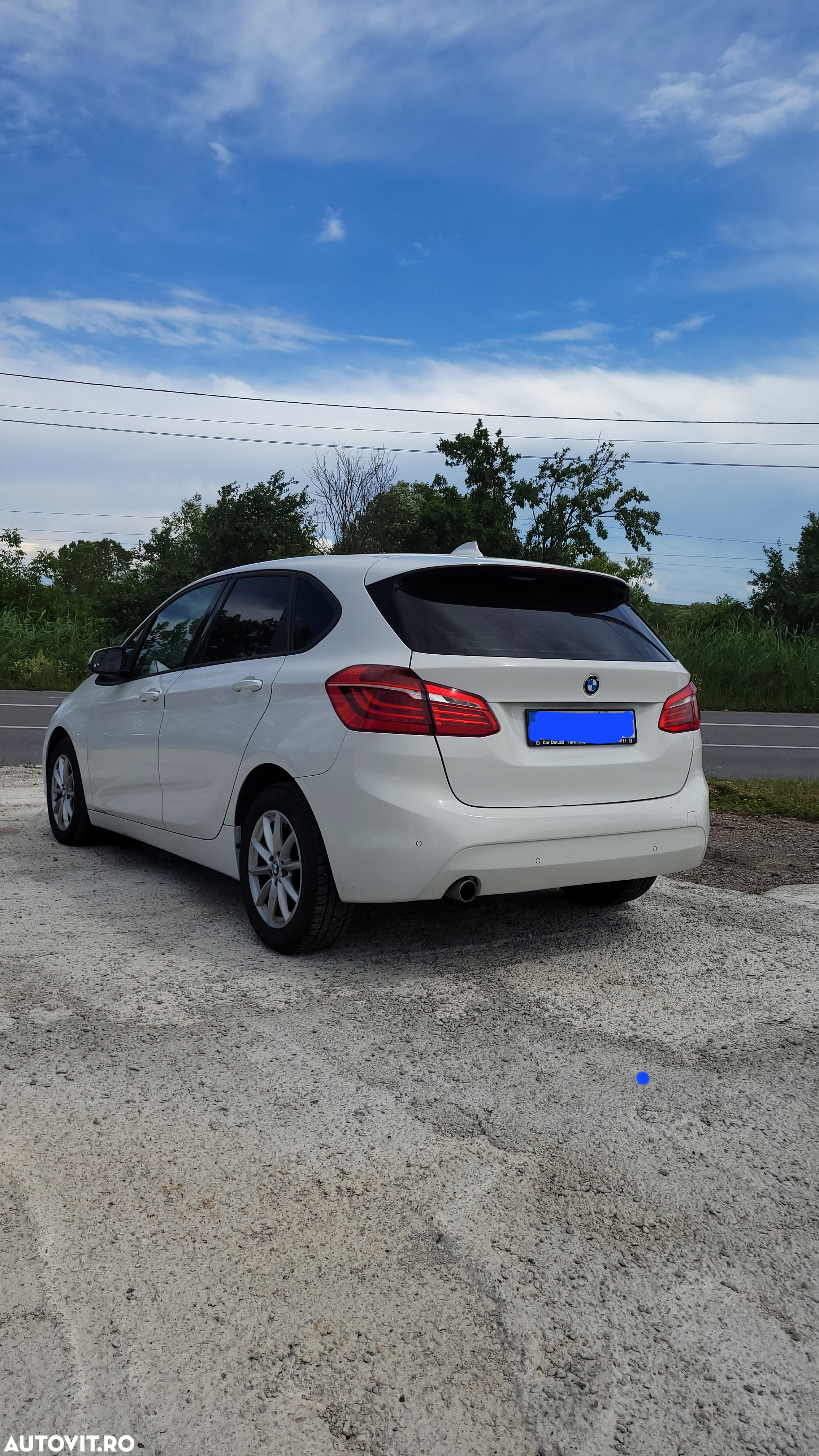 Dezmembrez BMW seria 2 Active Tourer - 2