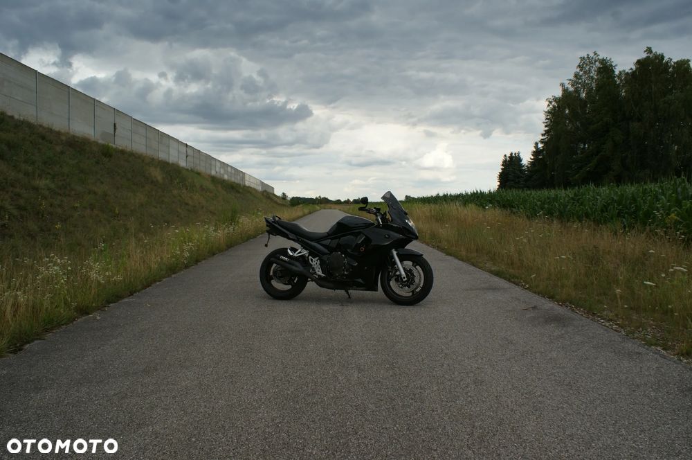 Suzuki GSX - 2