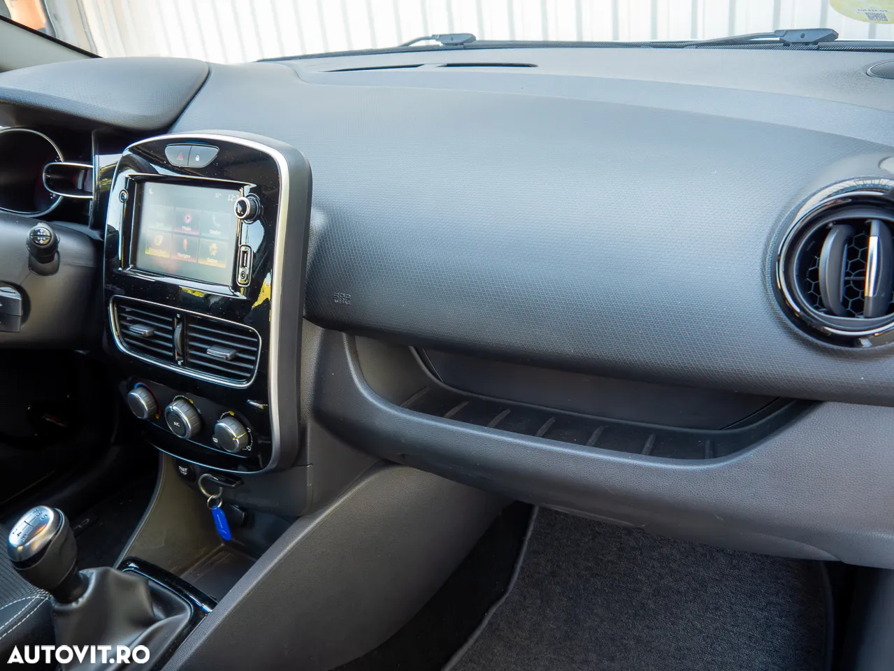Renault Clio - 13