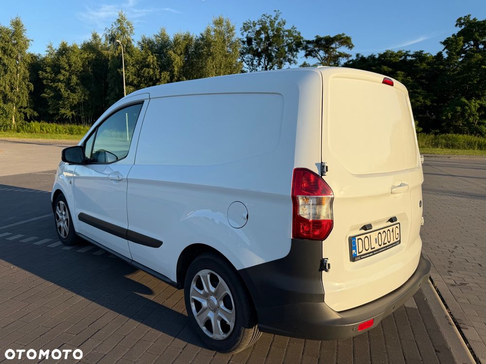 Ford Transit connect currier - 16