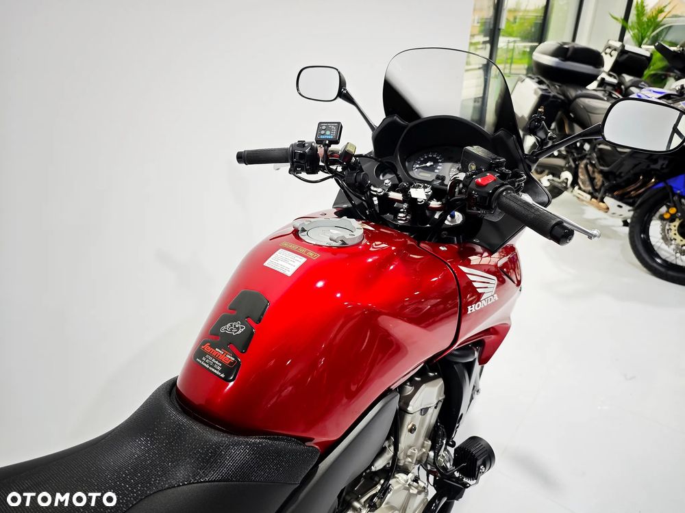 Honda CBF - 13