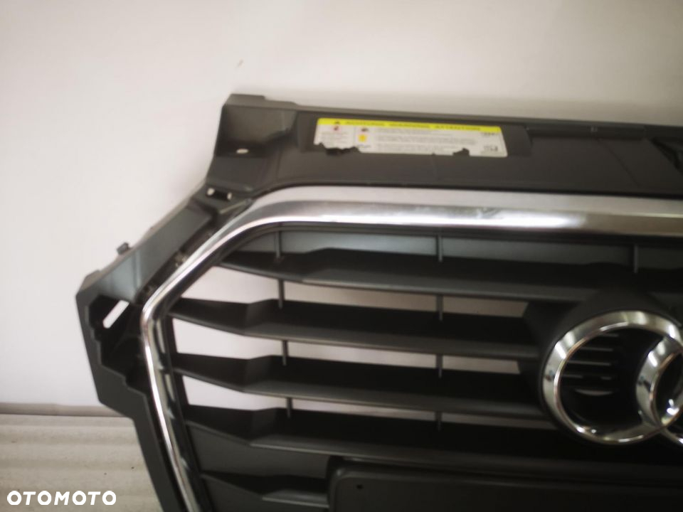 AUDI A1 LIFT 8XA 13- ATRAPA PRZEDNIA PRZÓD / GRILL NR: 8XA853651B  8XA853651C  NR AUKCJI NG247 - 2