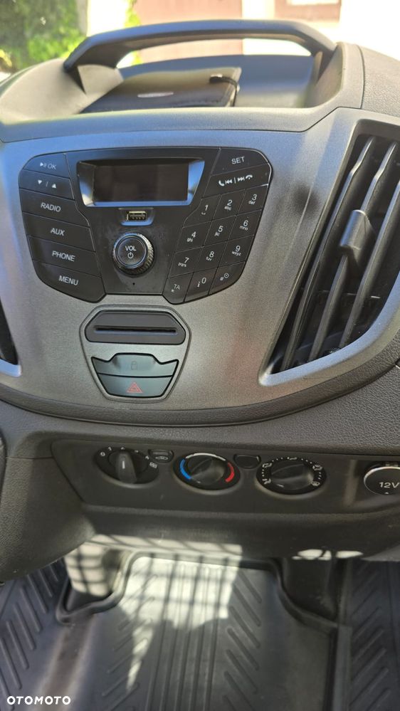 Ford TRANSIT - 13