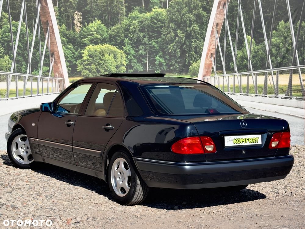 Mercedes-Benz Klasa E 320 Avantgarde - 14