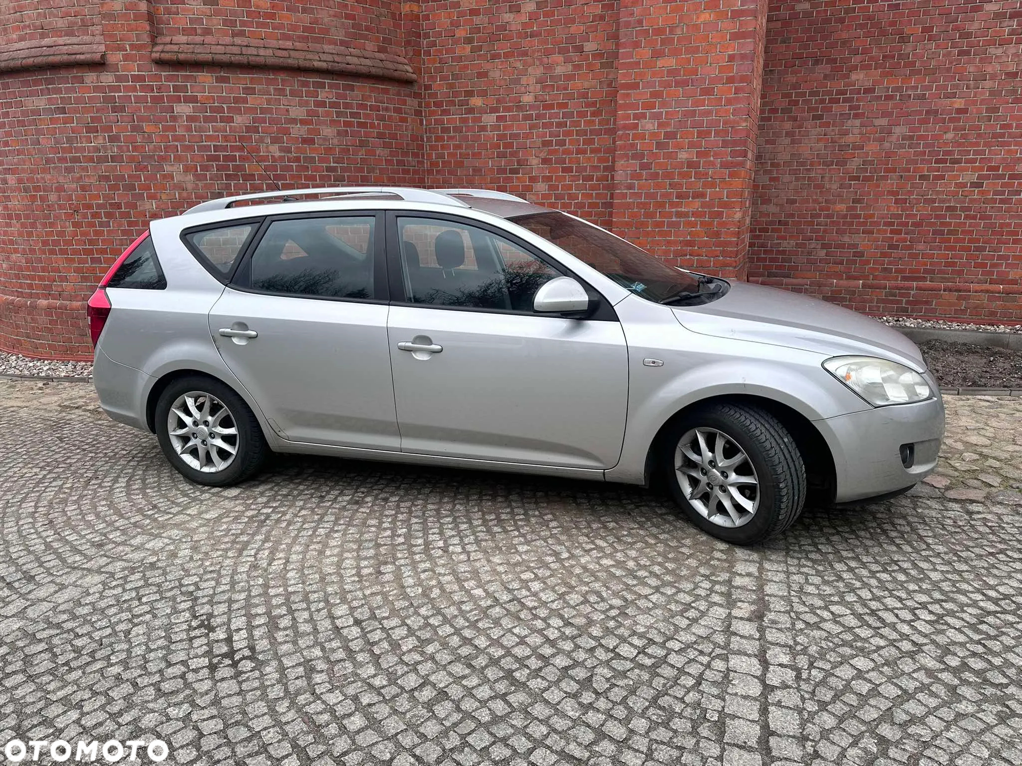 Kia Ceed Cee'd 1.6 Comfort + - 11