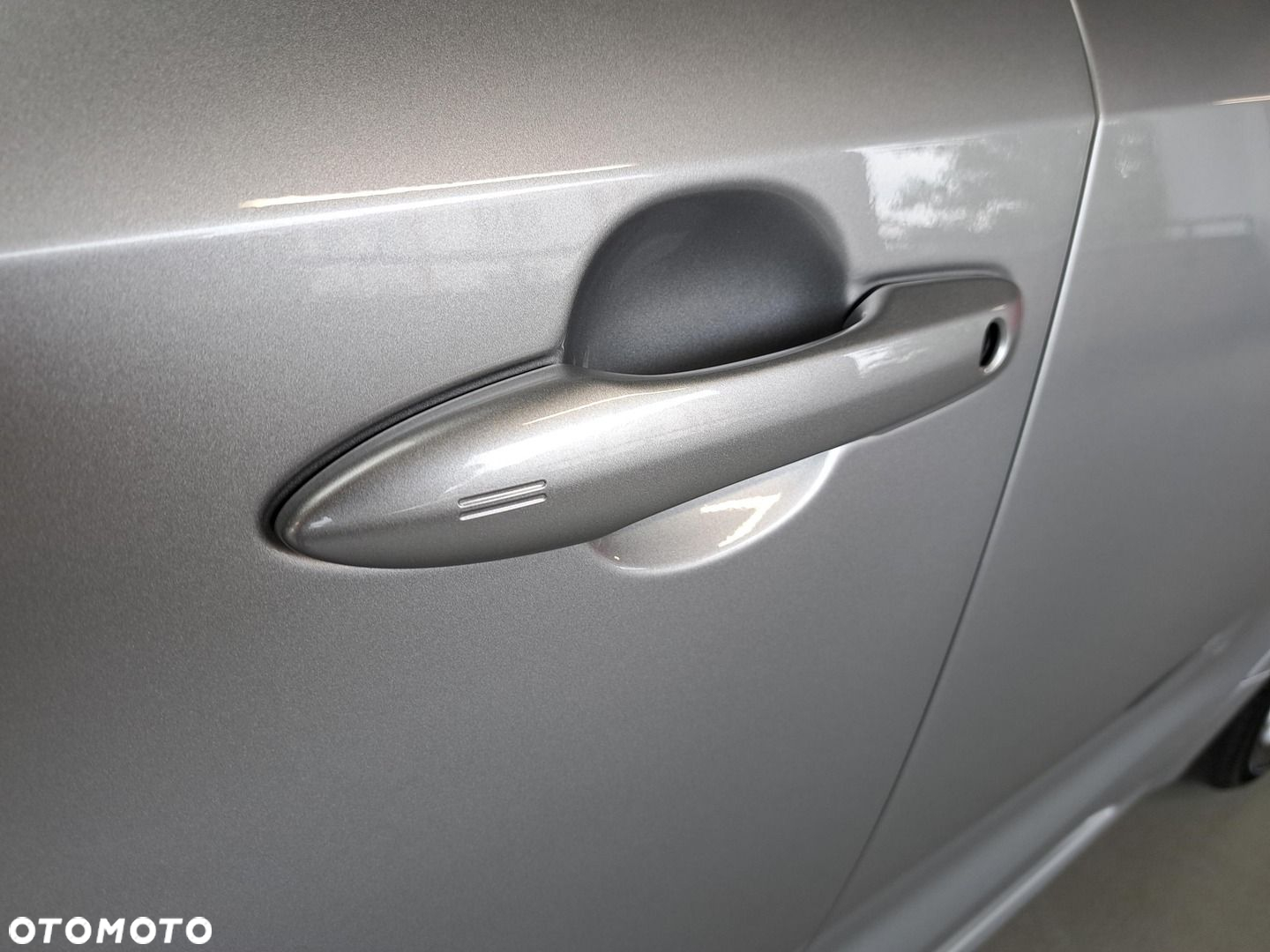 Toyota Corolla 1.8 Hybrid Comfort - 35
