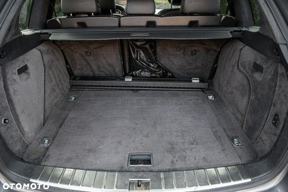 Porsche Cayenne Turbo Tiptronic S - 31