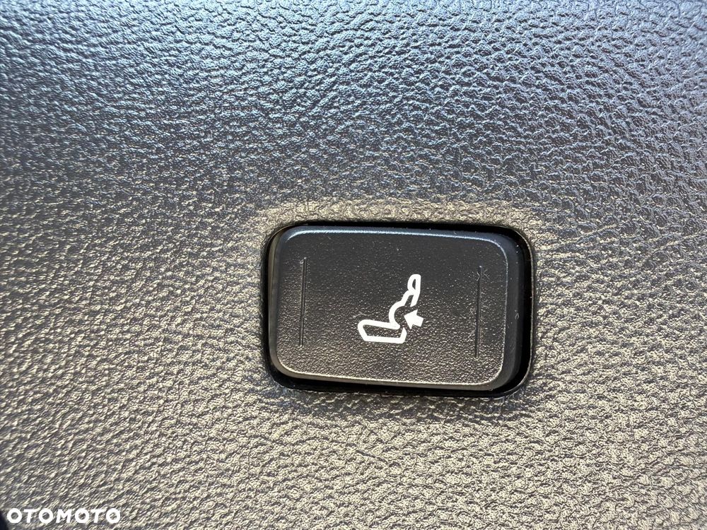 Toyota Corolla 1.8 Hybrid Comfort - 19