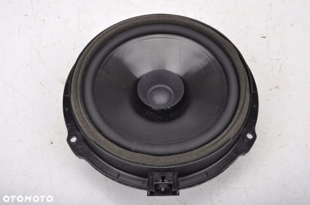 FORD FOCUS MK4 GŁOŚNIK PRAWY TYŁ