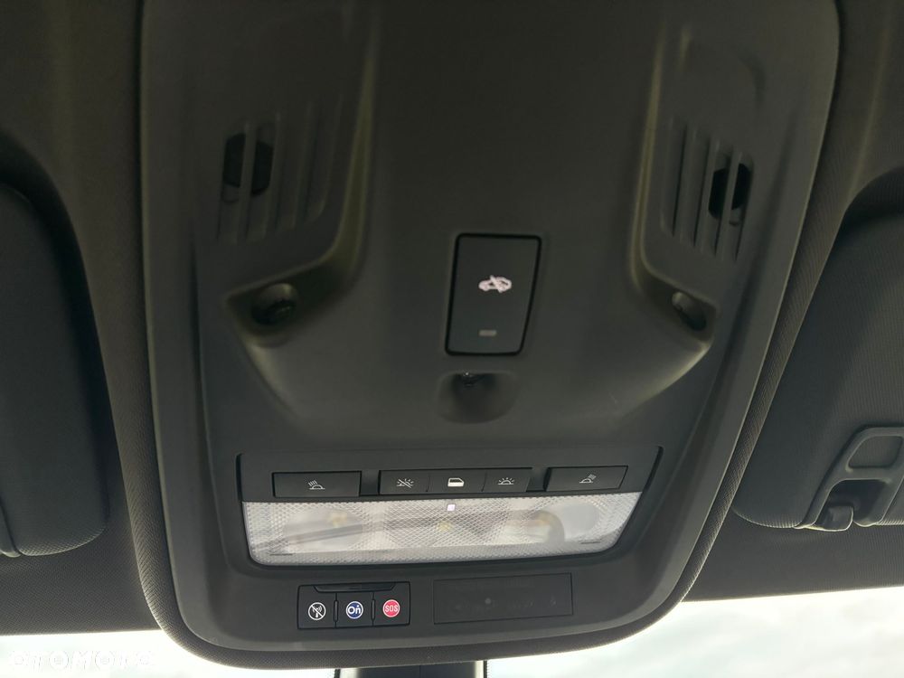 Opel Astra 1.6 Turbo Start/Stop Dynamic - 34