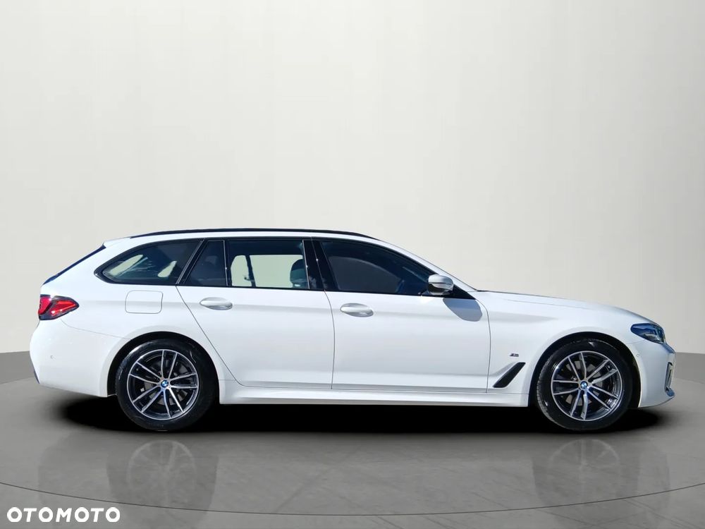 BMW Seria 5 520i M Sport sport - 8