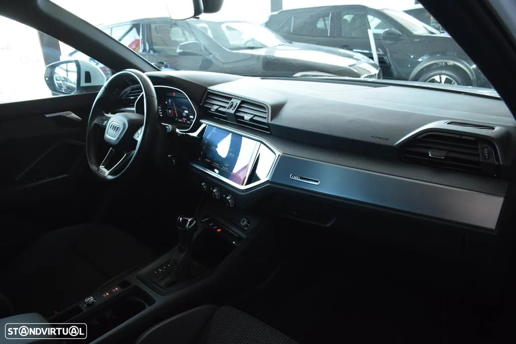 Audi Q3 35 TDI S line S tronic - 32