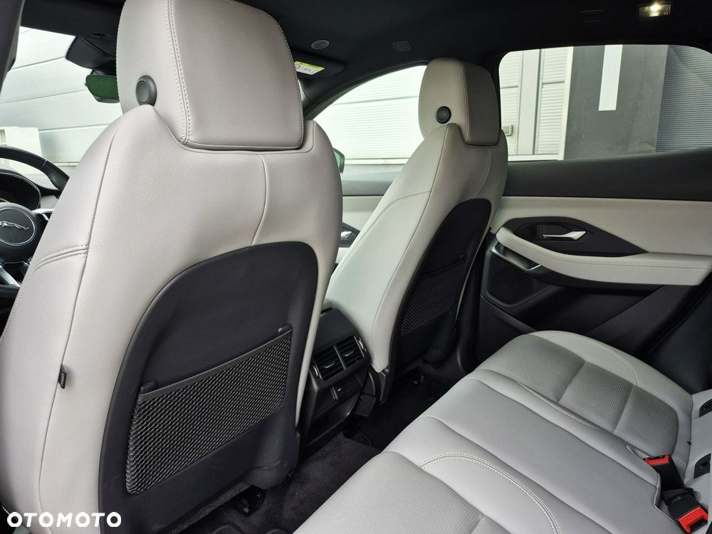 Jaguar E-Pace 2.0 P200 mHEV AWD R-Dynamic S - 23