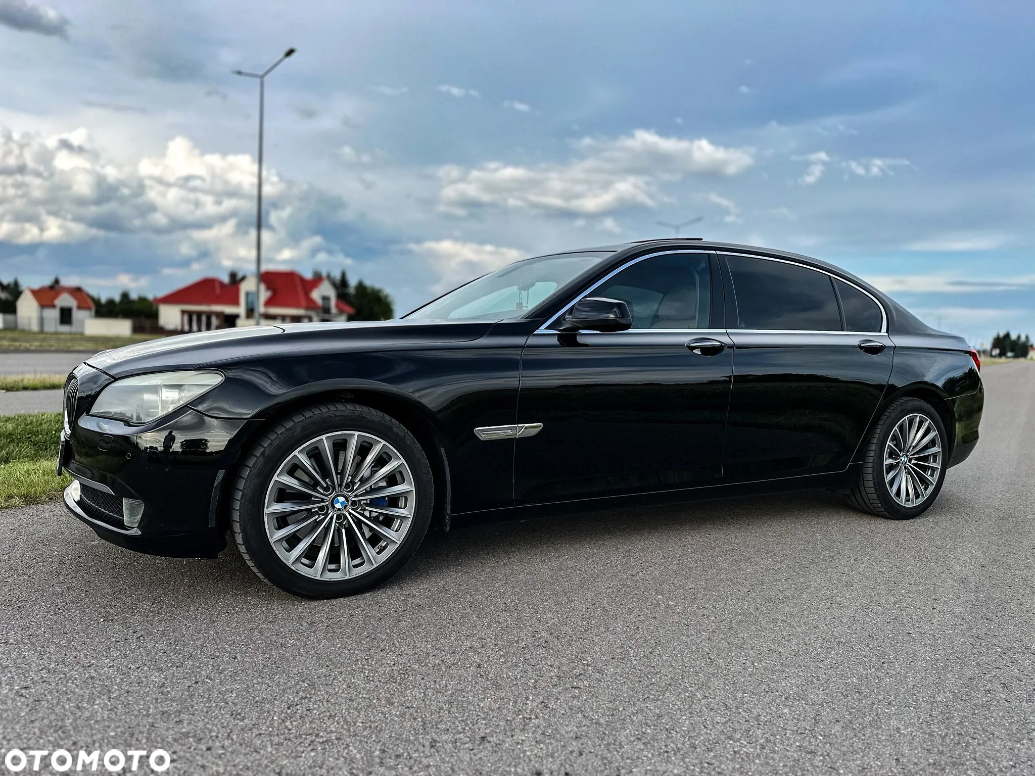 BMW Seria 7 740i L - 2