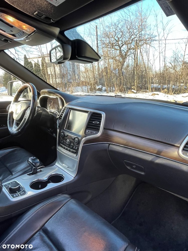 Jeep Grand Cherokee - 10