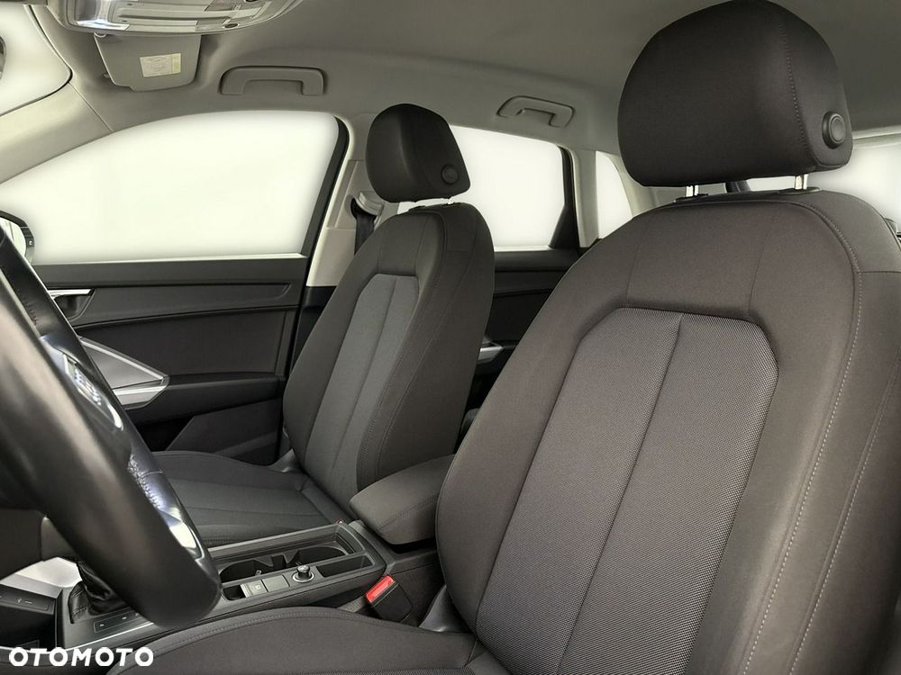 Audi Q3 - 12