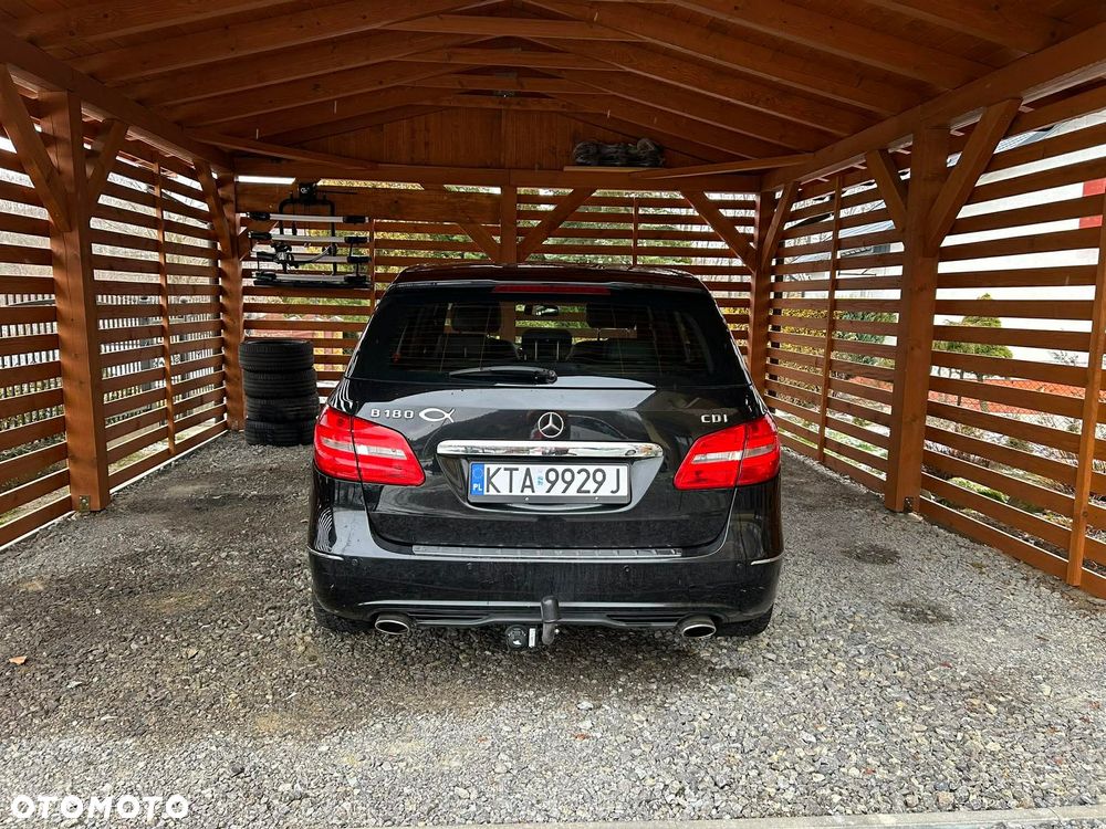 Mercedes-Benz Klasa B 180 CDI (BlueEFFICIENCY) - 2