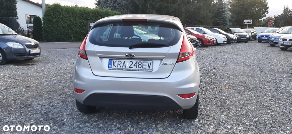 Ford Fiesta - 18