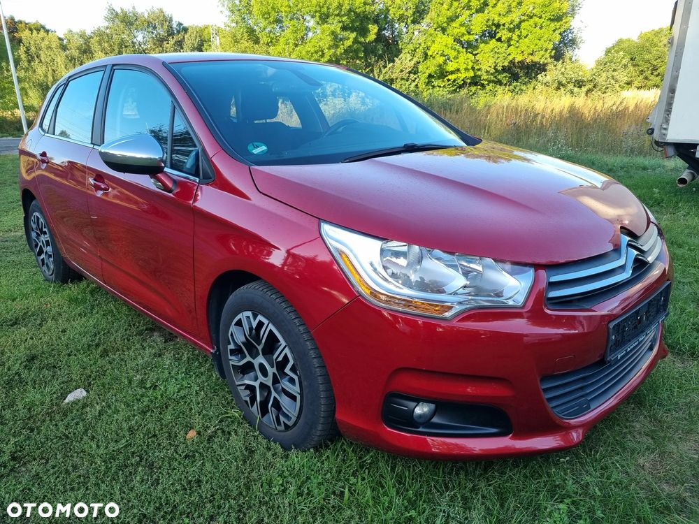 Citroën C4 e-HDi 115 Selection - 8