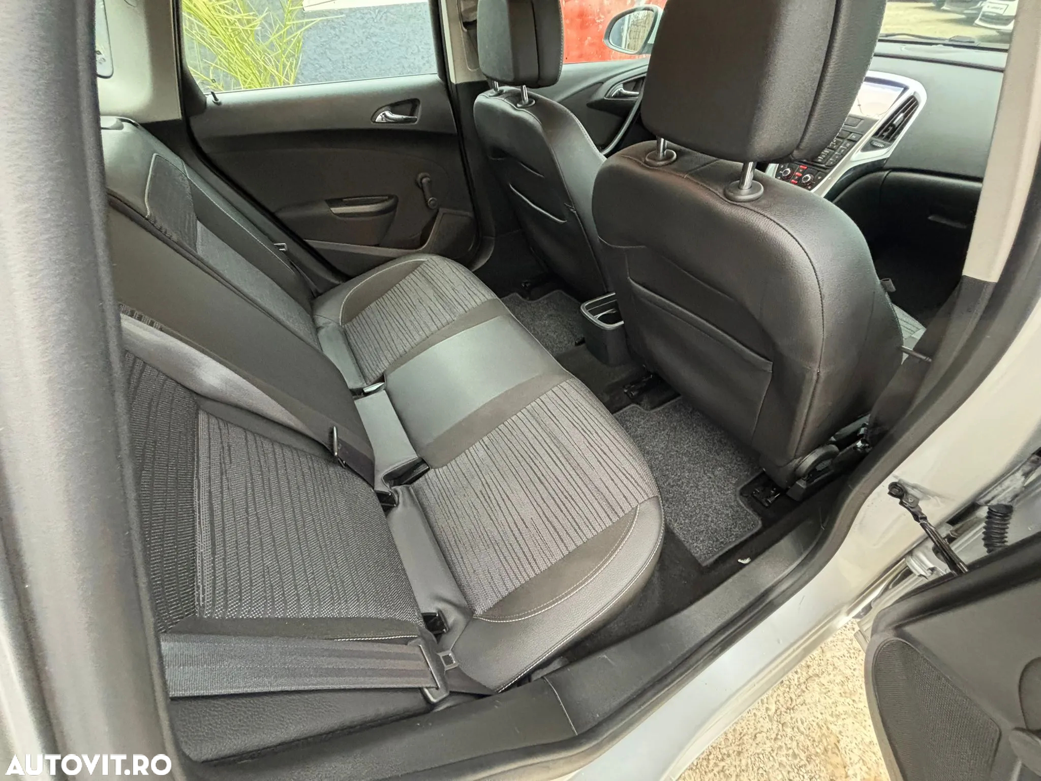 Opel Astra 1.6 CDTI Active - 16