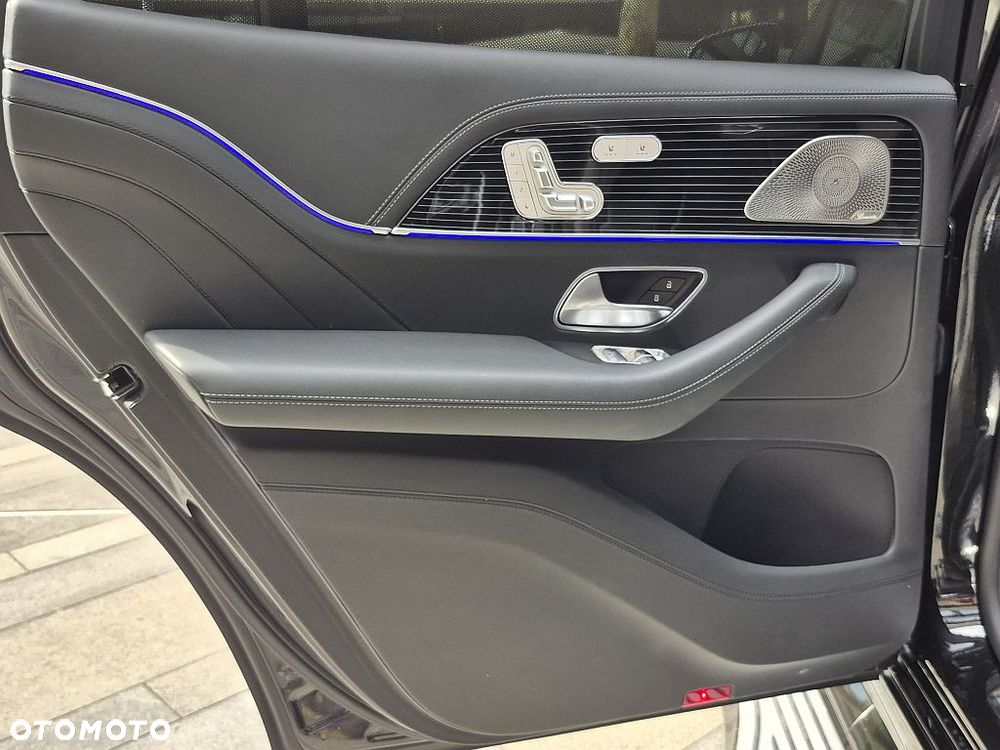 Mercedes-Benz Maybach GLS - 37