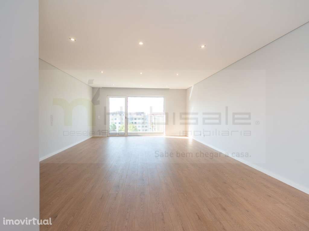 T3 Excelentes Acabamentos Terraço Panorâmico, Box, Perto da Praia d... - Grande imagem: 4/26