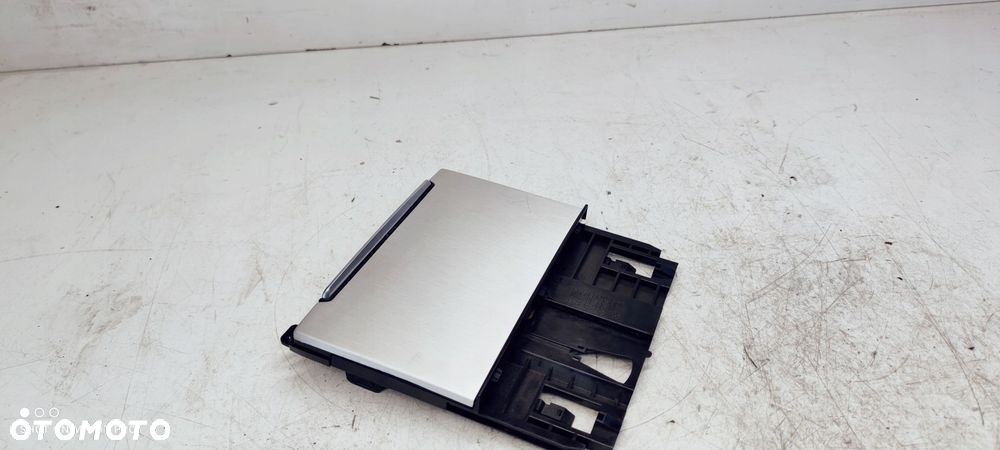 POPIELNICZKA PRZÓD AUDI A6 C7 A7 4G0863273 SZCZOT. - 1