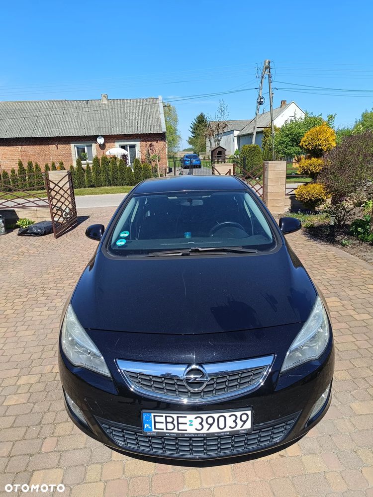 Opel Astra 1.4 Turbo - 2